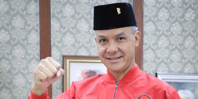 Komunikolog Indonesia: Tak Ada Masalah dengan Ganjar dan Adzan