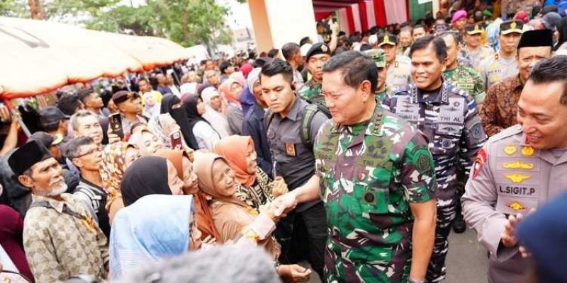TNI Merangkul Pendemo di Rempang