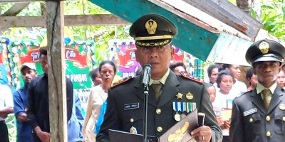 Berikan Penghormatan Terakhir, Dandim Biak Numfor Pimpin Upacara Militer Pemakaman Prada Welem Piter Pombos