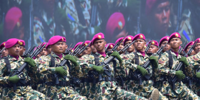 Didepan Presiden RI,  Prajurit Korps Marinir Tampil Meyakinkan Dalam HUT Ke-78 TNI Tahun 2023