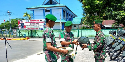 Mudahkan Mobilitas, Dandim 1708/BN Serahkan Motor Baru dari Kemhan RI kepada Babinsa