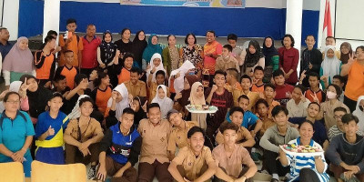 Semangat Anak-Anak SLB Belajar Keterampilan Melalui Pelatihan Multidisiplin