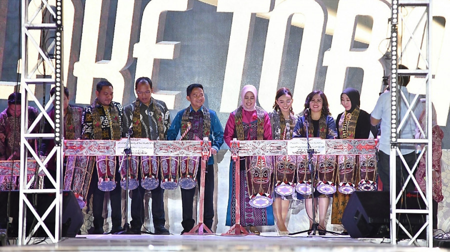 Puluhan Stan Pameran Produk Andalan Meriahkan Event Lake Toba Fashion Week & Agriculture
