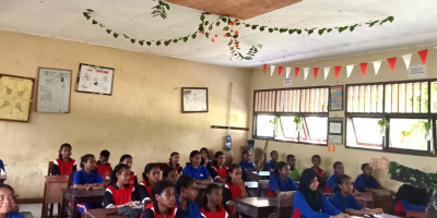 Antusias Pelajar SMPN 5 Ibdi Ikut Materi Wasbang Dari Posramil 1708-01/Biak Timur 