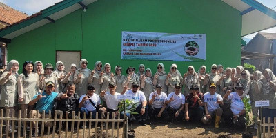 IIK Perhutani Bandung Utara Lakukan Penanaman Dalam Rangka Hari Menanam Pohon Indonesia 