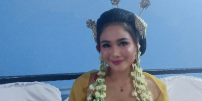 Alexa Wu: Dari Dendam Cinta hingga Gemilang di Dunia Seni Peran