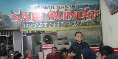 Datang ke Sekretariat Keluarga Minang Kab. Cirebon, Prof. Rokhmin Dahuri Didoakan Lolos ke DPR RI