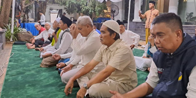 Gelar Istighosah dan Khataman Al Quran, Puluhan Ulama Do'akan Kemenangan Anies-Muhaimin