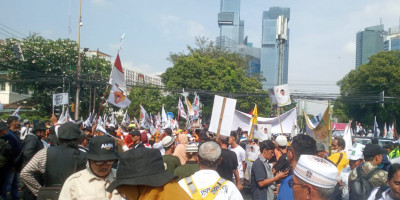 Lautan Massa Pendukung Anies-Cak Imin Padati Jalan Imam Bonjol