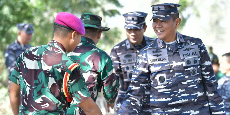 Hari kedua, Wadankormar Tinjau Uji LIVE FIRING Teropong SOZH TM FCS BMP 3F Siang Hari
