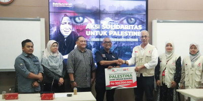 Penyaluran Donasi Kemanusiaan Palestina dari Insan Bakrie