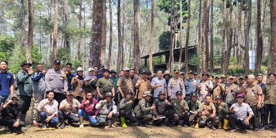 Jelang Musim Penghujan Perhutani Bandung Utara Laksanakan Mitigasi Bencana di Kawasan Hutan Cikole Lembang