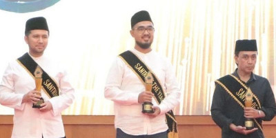 Penghargaan Santri Of The Year 2023, Santri Inspiratif Dakwah untuk Ustadz Hanan Attaki