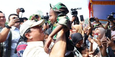 Menhan Prabowo Resmikan RS di Papua dan Serahkan Bantuan 164 Unit Kendaraan Dinas 