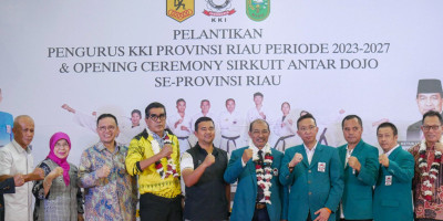 Nono Sampono Resmi Kukuhkan Pengurus KKI Provinsi Riau