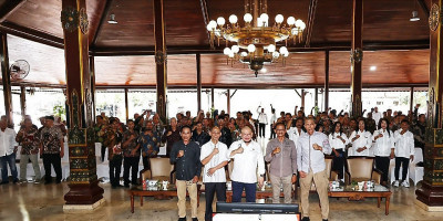 Kades di Tulungagung Ajukan Pembangunan Gedung SMA, LaNyalla: Pemerintah Wajib Hadir 