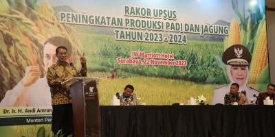 Mentan Amran Genjot Kembali Upsus Percepatan Produksi Padi dan Jagung di Jatim