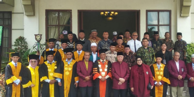 Prof.H. Ismet Mengajak Wisudawan STAI Selalu Menjaga Marwah UISU 