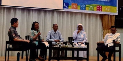 Noldus Pandin Jadi Narasumber Talk Show Hari Disabilitas Internasional di Keuskupan Makassar