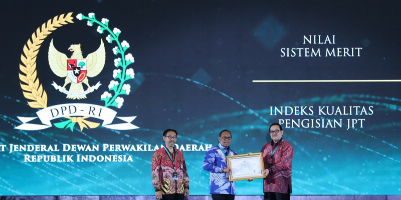 Setjen DPD RI Sabet Dua Penghargaan Anugerah Meritokrasi KASN