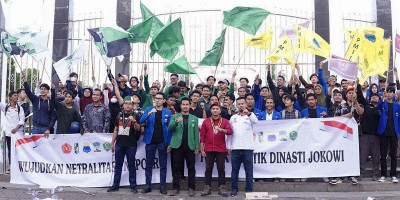 Mimbar Rakyat Medan, Ratusan Mahasiswa Tolak Politik Dinasti  