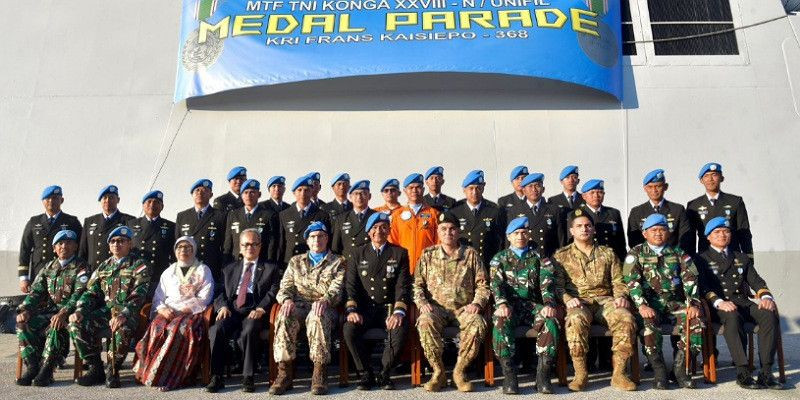 Satgas MTF TNI KONGA XXVIII-N/ UNIFIL Raih Medali Kehormatan Tertinggi PBB