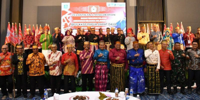 Komandan Pasmar 3 Hadiri Pelantikan Dan Pengukuhan BPW KKSS Papua Barat Daya
