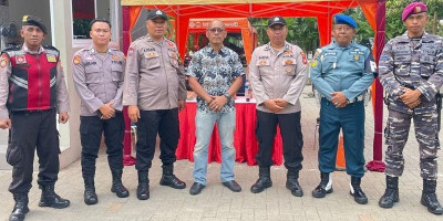 Pantau Pam Perayaan Ibadah Hari Raya Natal di Komplek TNI AL Kelapa Gading