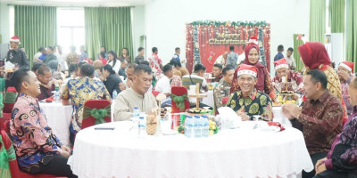 Rayakan Natal, Dandim 1708/BN Hadiri Open House Danrem 173/PVB