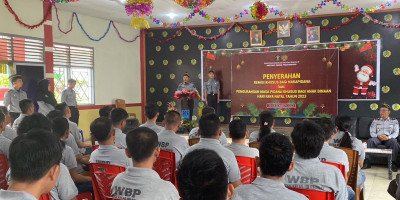Suka Cita Natal, 35 Narapidana Rutan Rengat Terima Remisi Khusus Hari Natal