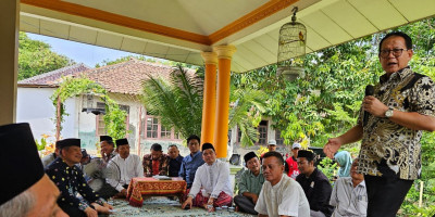 Temui Alumni MTs Arwinangun, Prof. Rokhmin: Pilih Pemimpin yang Baik