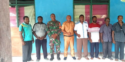 Babinsa Hadiri Rapat Musyawarah Evaluasi Kinerja Aparat Kampung di Wilayah Binaan