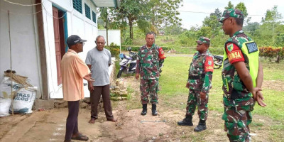 Jaga Komunikasi dan Hubungan Baik, Babinsa Komsos dengan Warga di Wilayah Binaan