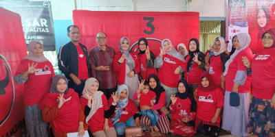 Caleg PDI-P Dapil 5 Sabaryani Konsolidasi dan Temu Ramah Dengan Tim Koordinator