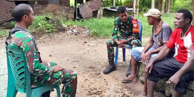 Komsos untuk Keakraban Babinsa Posramil Biak Timur dengan Warga Binaan