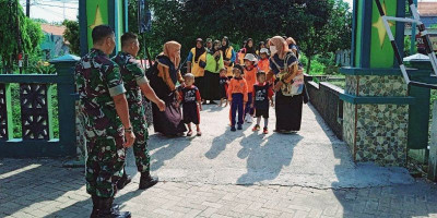 Koramil Laren Lamongan Jadi Obyek Kegiatan Belajar Sekolah TK 