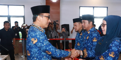 Ternyata Ini 2 Aturan Lex Spesialis Yang Menjadi Dasar Hukum Mutasi Sekwan DPRD Sulbar