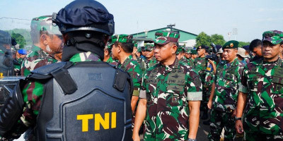 Panglima TNI Saksikan Apel Gelar Pengamanan Pemilu 2024