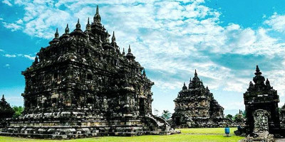 Candi Plaosan, Tanda Cinta Raja Rakai Pikatan ke Putri Mahkota Wangsa Sailendra