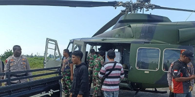 Kasdim 1710/Mimika bersama Polri dan Pemda Mimika Monitoring Pendistribusian Logistik Pemilu