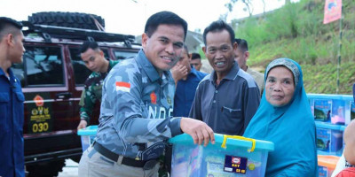 Tingkatkan Kepedulian dan Jalin Silaturahmi, Kasal Laksanakan Bakti Sosial TNI AL di Desa Pelangi, Bogor