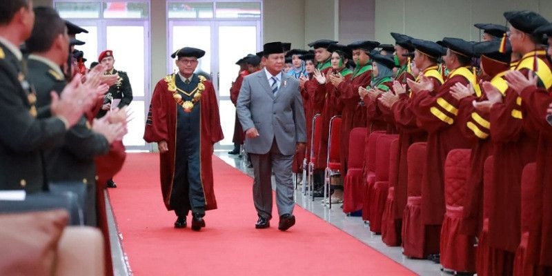 Menhan Prabowo Bangga Indonesia Cetak 75 Lulusan Kedokteran Militer