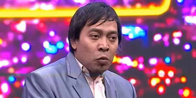 Pose Fotonya Unik Dan Jenaka, Komeng Jadi Caleg Dengan Perolehan Suara Terbanyak Sementara