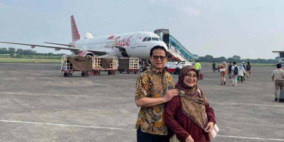 Romantisme Cinta Dr. Pigoselpi Anas dan Prof. Rokhmin Dahuri