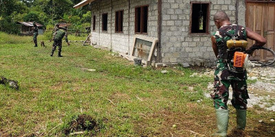 Satgas TMMD Ke-119 Kodim 1715/Yahukimo Bantu Masyarakat Renovasi Gereja