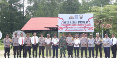 Danramil 1708-04/Supiori Selatan Hadiri Apel Gelar Pasukan Operasi Keselamatan Cartenz 2024