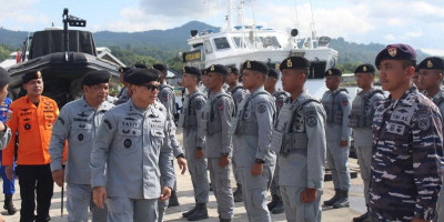 Ribuan Personel Lakukan Manuver Lapangan di Ambon, Ada Apa?