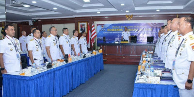 Rapat Staf dan Komando Koarmada RI Dipimpin Pangko Armada RI
