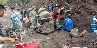 Doa Kepala Dusun Bukit Catu untuk  Anggota TMMD ke-119 Kodim 1623/Karangasem