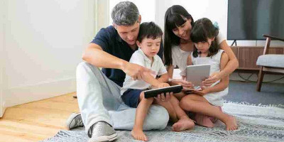 Pengaruh Teknologi terhadap Dinamika Komunikasi Keluarga 